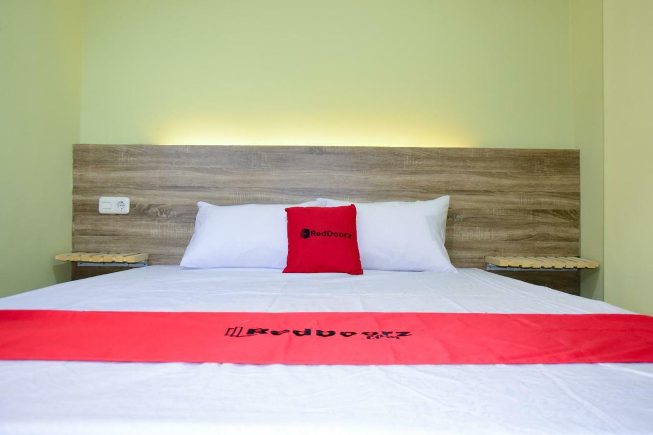 Reddoorz Near Mangga Dua Square Hotel Jacarta Exterior foto